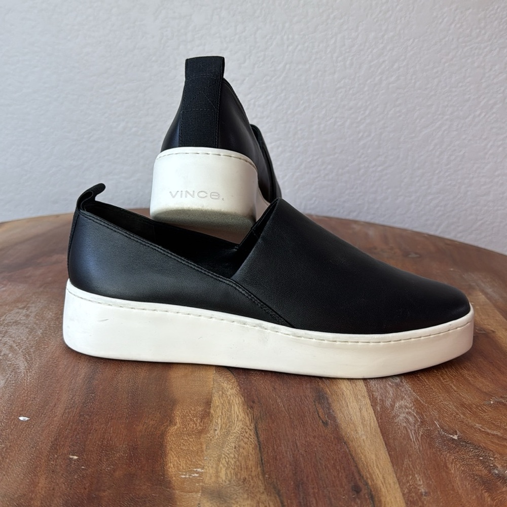 VINCE Black Slip-On Platform Sneakers, sz. 7.5